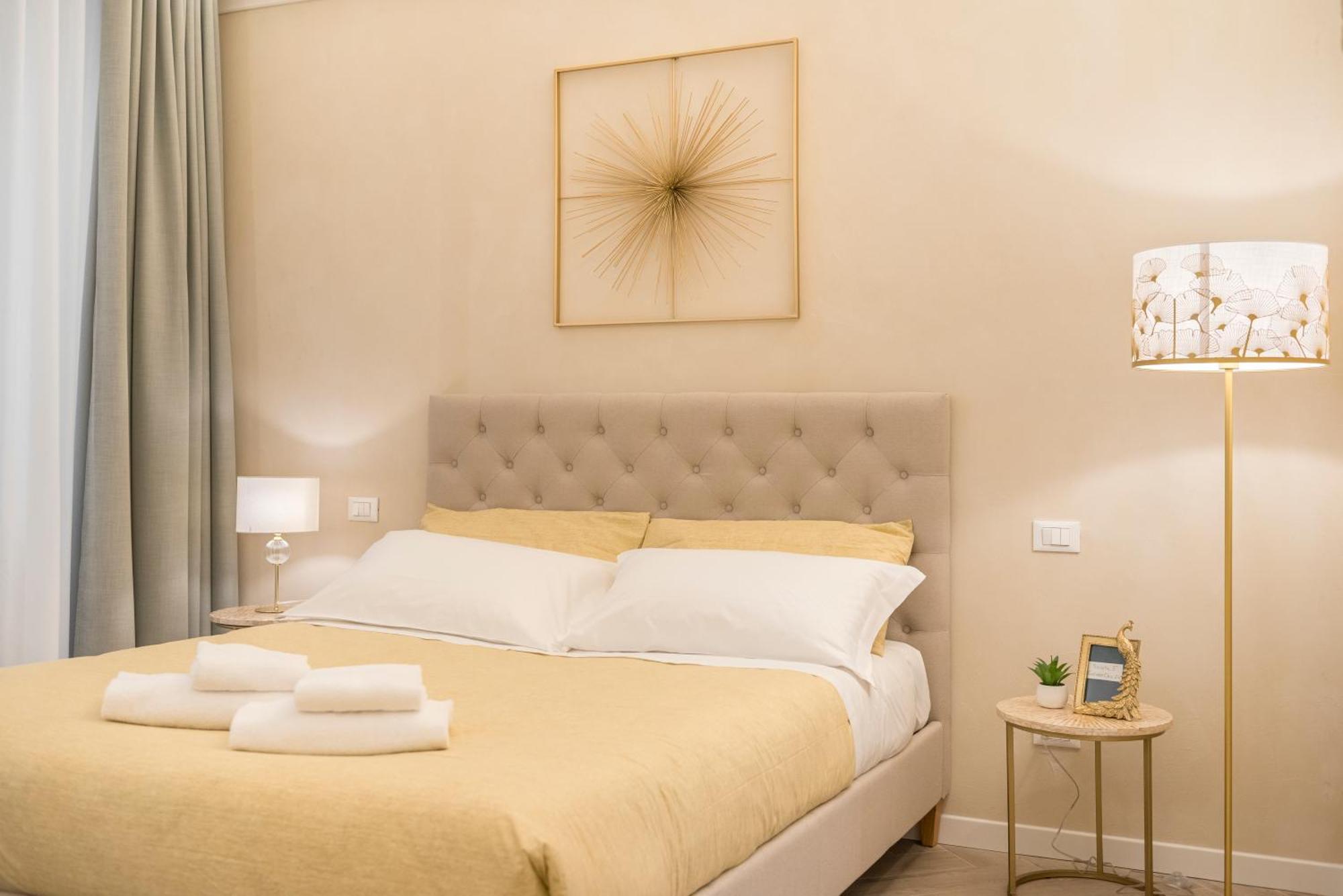 Golden Chic - Citta Alta Apartment Bergamo Cameră foto