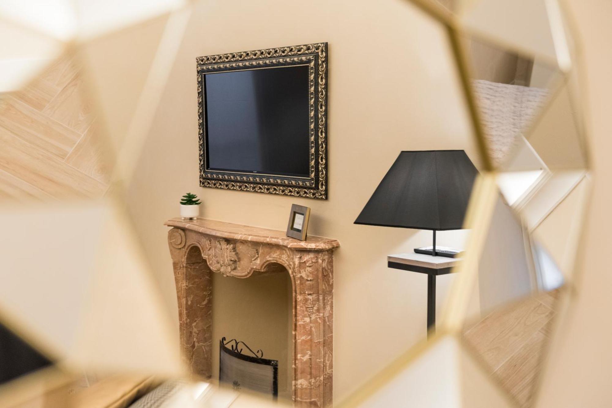 Golden Chic - Citta Alta Apartment Bergamo Cameră foto